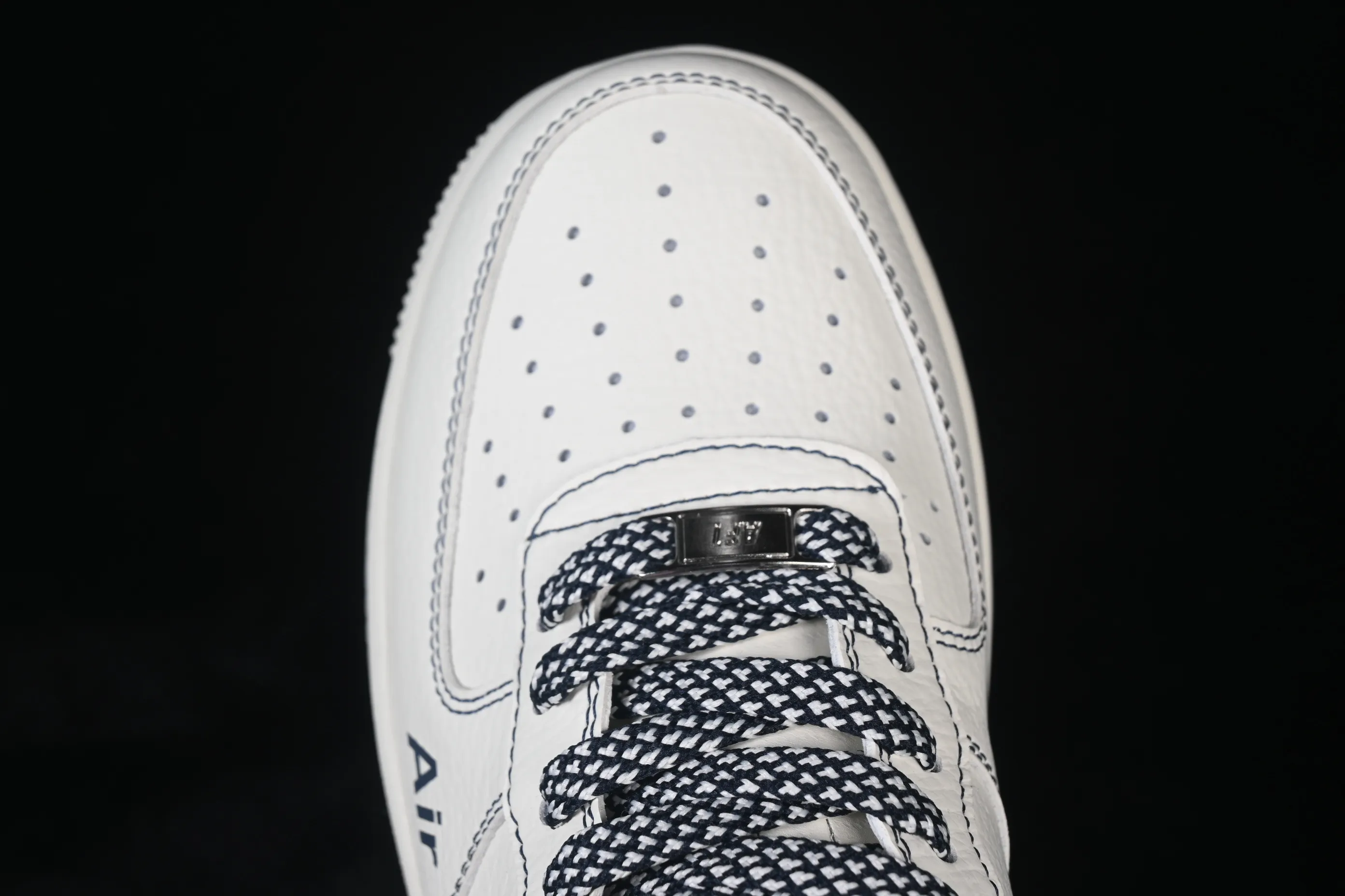 All categories Nk Air Force 1 Air Force series Nk Air Force 1 Low Air Force low-top Nike Air Force 1'07 Low off-white and black Air Force 1 low-top casual sneakers MM3399-816